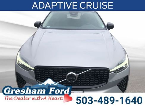 Used 2025 Volvo XC60 B5 Plus AWD/4WD image 10