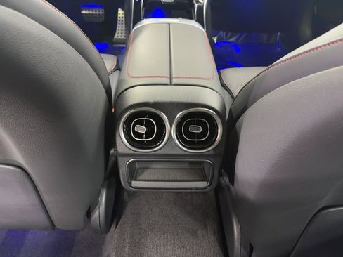 Used 2024 Mercedes-Benz C 63 AMG S image 30