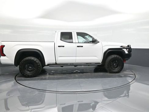 Used 2025 Toyota Tundra SR image 26