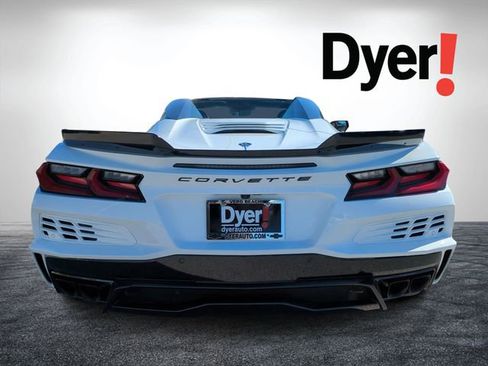 New 2025 Chevrolet Corvette E-Ray w/ Stealth Interior Trim Package AWD/4WD image 4