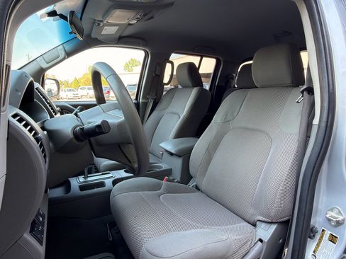 Certified 2019 Nissan Frontier SV AWD/4WD image 10