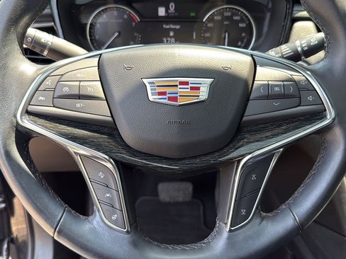 Used 2023 Cadillac XT5 Premium Luxury AWD/4WD image 17