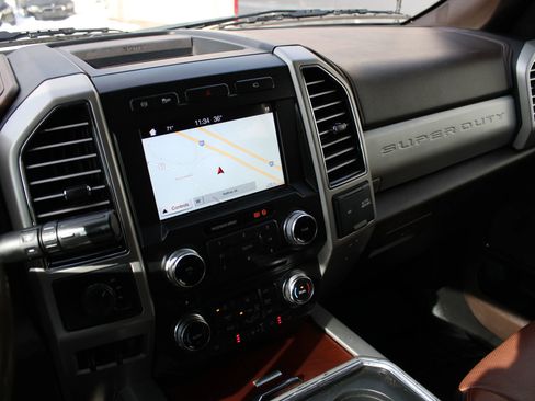 Used 2018 Ford F350 King Ranch w/ Chrome Package image 13