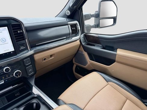 Used 2024 Ford F350 Lariat w/ Lariat Ultimate Package image 25