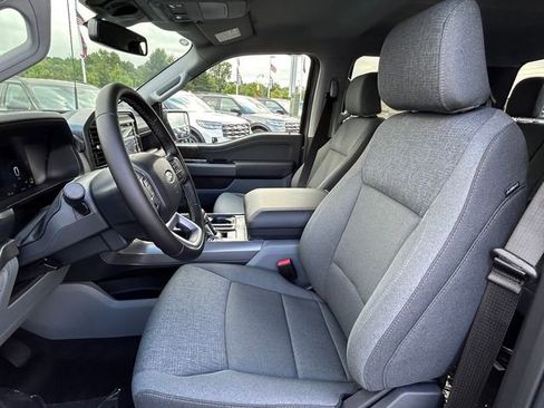 New 2025 Ford F150 Lightning XLT image 11