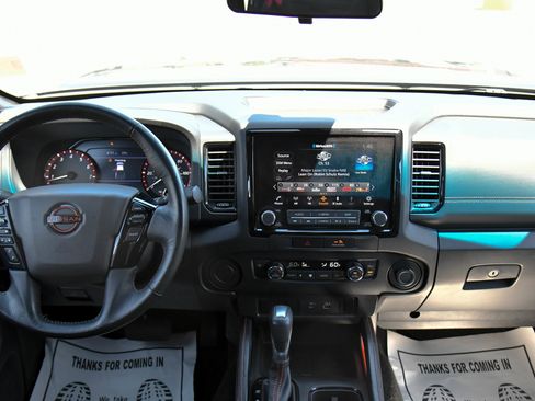 Used 2022 Nissan Frontier Pro-X RWD image 37
