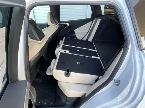 New 2025 BMW X3 xDrive30i w/ Convenience Package image 28