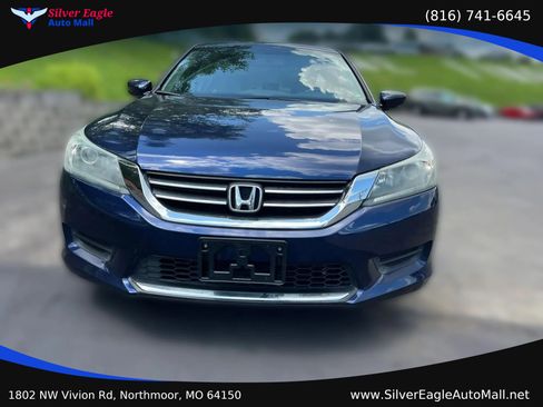 Used 2015 Honda Accord LX image 2