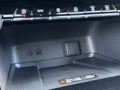 New 2026 Chevrolet Traverse LT w/ Driver Confidence Package image 18