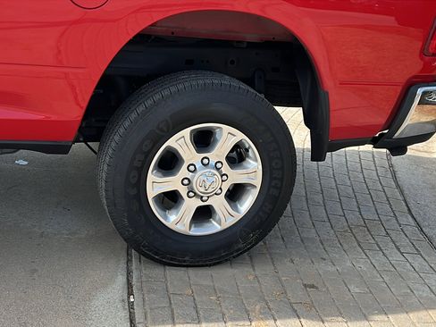 Used 2024 RAM 2500 Big Horn w/ Bed Utility Group image 12