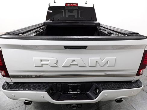 Used 2018 RAM 1500 Limited RWD image 5