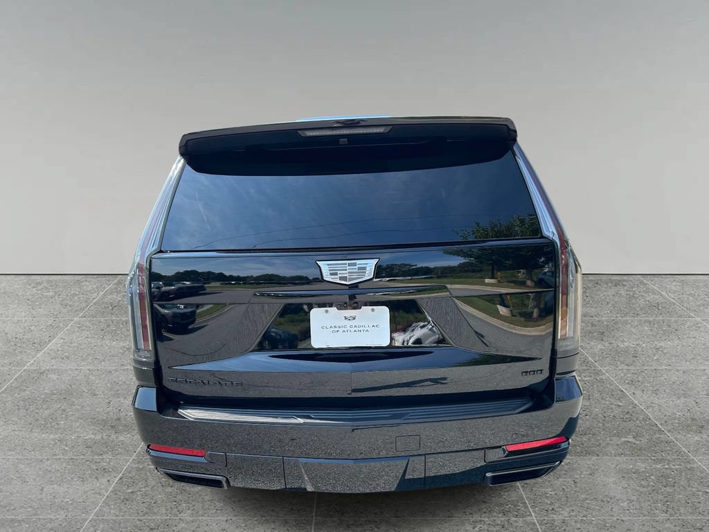 Used 2025 Cadillac Escalade ESV Sport Platinum w/ LPO, ONYX Package AWD/4WD image 4