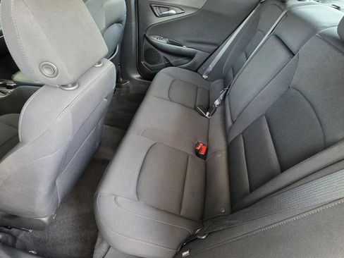 Used 2025 Chevrolet Malibu LT FWD image 9