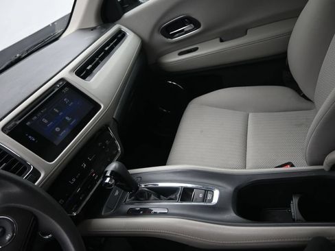Used 2016 Honda HR-V EX image 17