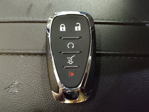 Used 2022 Chevrolet Blazer LT FWD image 32