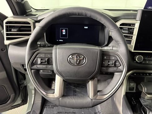 Used 2025 Toyota Tundra Limited image 16