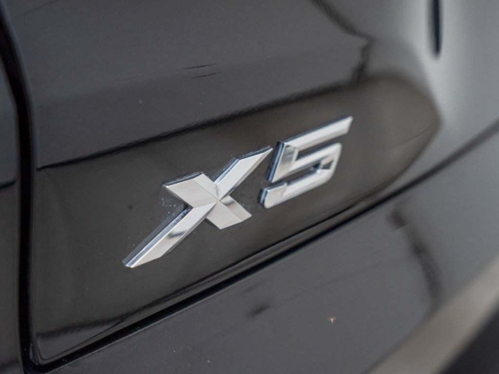 Used 2026 BMW X5 xDrive40i w/ M Sport Package AWD/4WD image 16