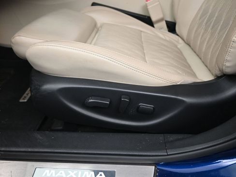 Used 2023 Nissan Maxima Platinum w/ Sport Mat Group image 30