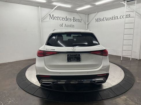 Used 2026 Mercedes-Benz GLC 300 image 6