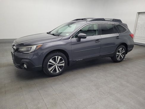 Used 2019 Subaru Outback 3.6R Limited image 2