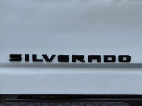 Used 2021 Chevrolet Silverado 2500 LTZ w/ LTZ Plus Package AWD/4WD image 36