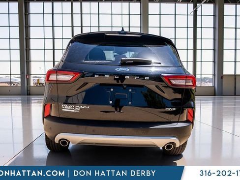 Used 2023 Ford Escape Platinum AWD/4WD image 32