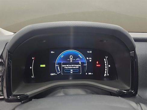 Used 2025 Toyota Camry LE image 27