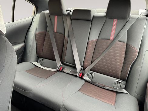 Used 2024 Toyota Corolla SE image 13