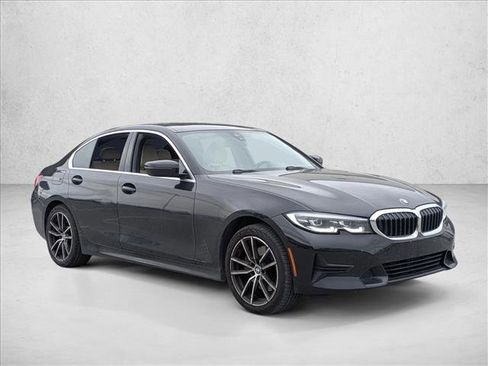 Used 2021 BMW 330i Sedan image 3