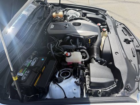 Used 2016 Lexus IS 200t RWD image 27