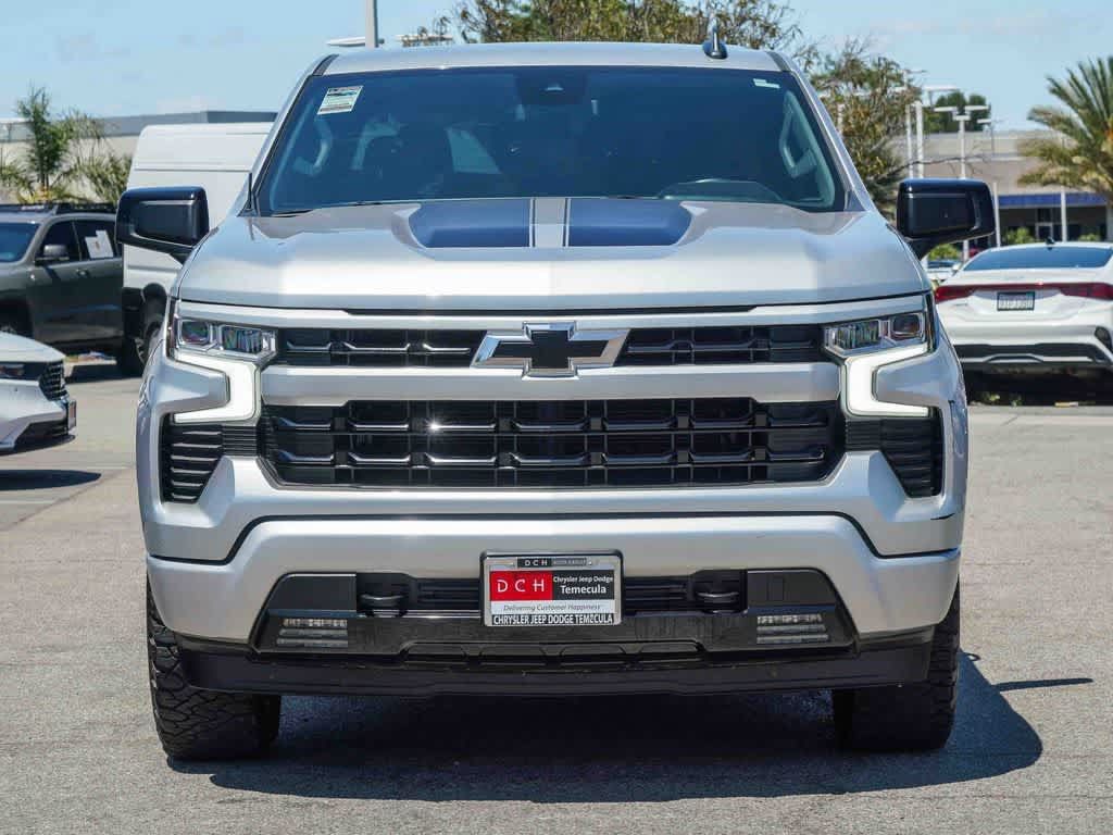 Used 2022 Chevrolet Silverado 1500 RST AWD/4WD image 2