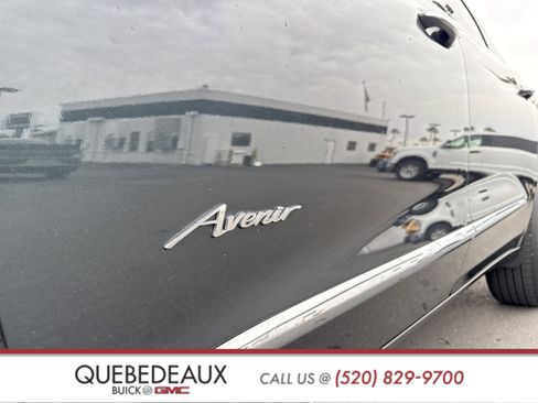 Used 2018 Buick Enclave Avenir w/ Avenir Technology Package image 4