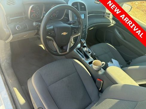 Used 2015 Chevrolet Malibu LS image 10