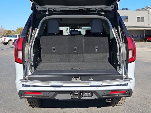 New 2025 Ford Expedition Active image 18