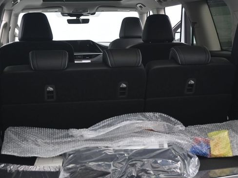 New 2027 INFINITI QX80 Luxe AWD/4WD image 23