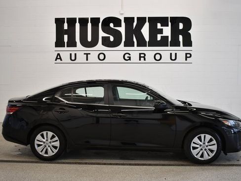 Used 2025 Nissan Sentra S image 2