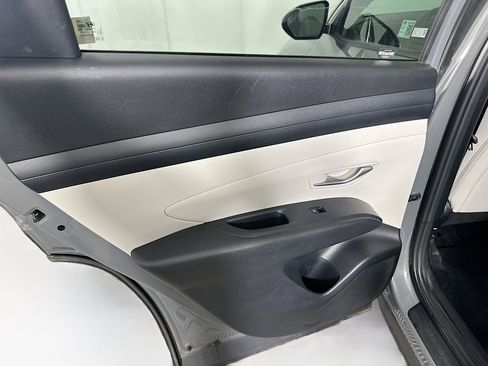 Used 2025 Hyundai Tucson SEL image 25