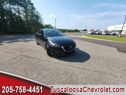 Used 2018 MAZDA MAZDA3 Touring FWD image 8