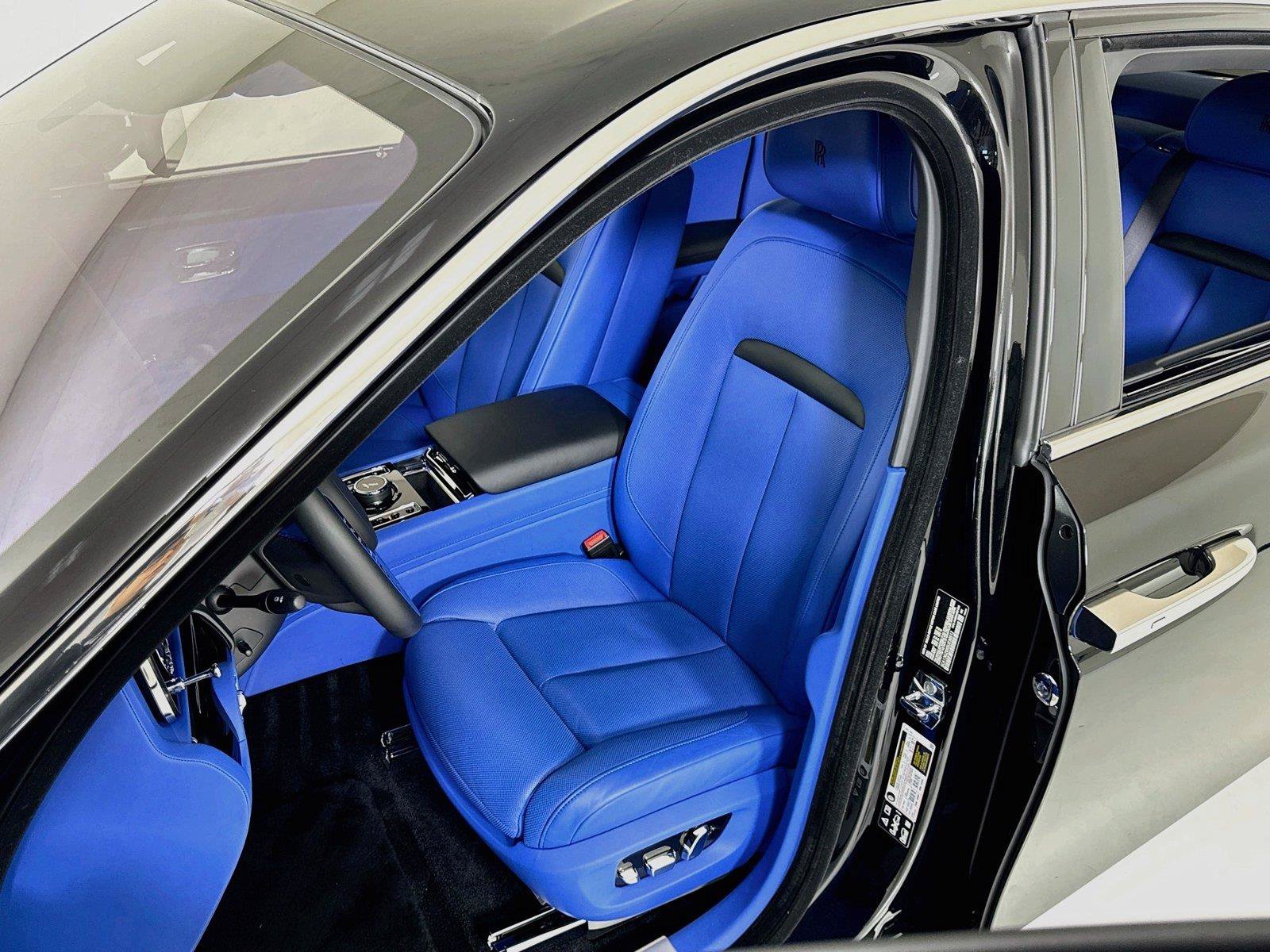 Used 2025 Rolls-Royce Ghost AWD/4WD image 13