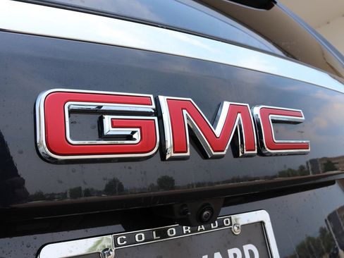 Used 2025 GMC Yukon XL Elevation AWD/4WD image 36