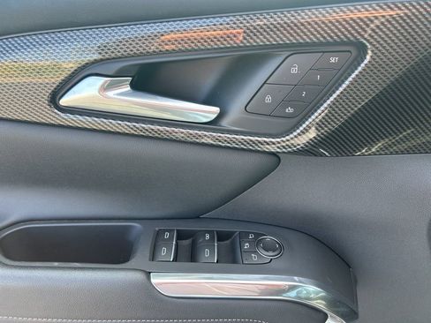 Used 2025 Chevrolet Traverse High Country image 16