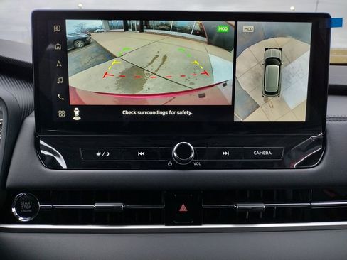 New 2025 Mitsubishi Outlander SE image 4