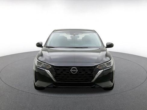 Used 2025 Nissan Sentra S FWD image 2