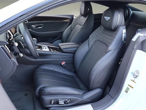 Certified 2023 Bentley Continental GT Azure image 14