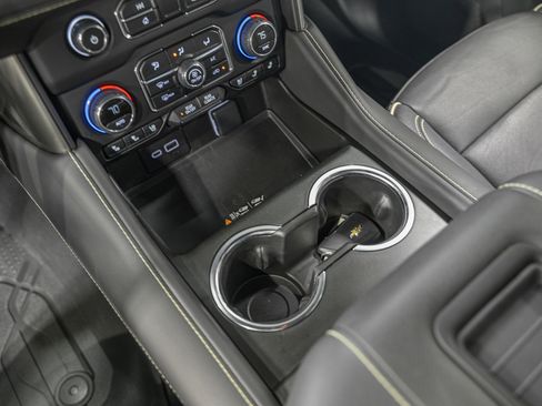 Used 2024 Chevrolet Tahoe Premier image 23