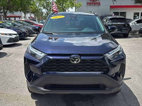 Used 2025 Toyota RAV4 XLE FWD image 2