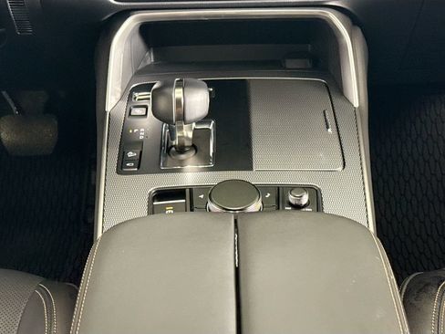 Used 2025 MAZDA CX-70 Plug-In Hybrid w/ Premium Plus AWD/4WD image 14