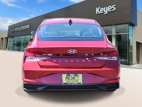 Certified 2023 Hyundai Elantra SEL w/ Convenience Package FWD image 6