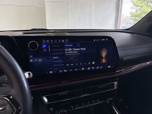 Certified 2024 Chevrolet Traverse RS image 31