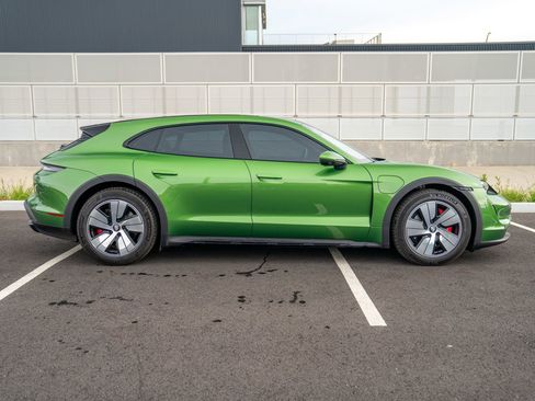 Certified 2023 Porsche Taycan 4S AWD/4WD image 8